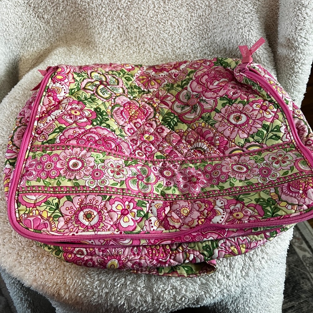 Vera Bradley bathroom bag